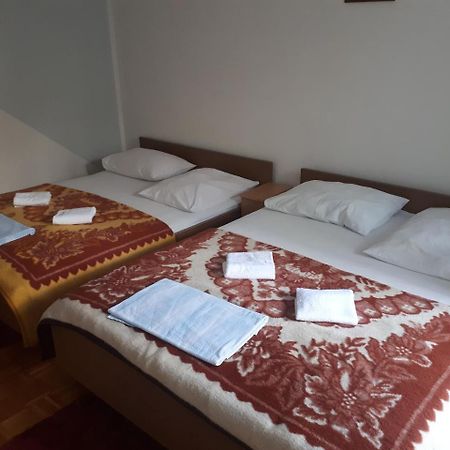 Guest House & Restaurant Adriatic Klek Buitenkant foto