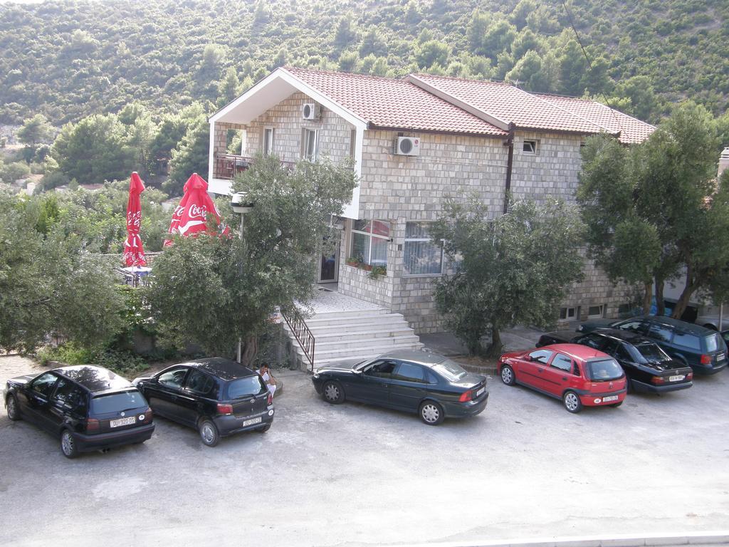Guest House & Restaurant Adriatic Klek Buitenkant foto