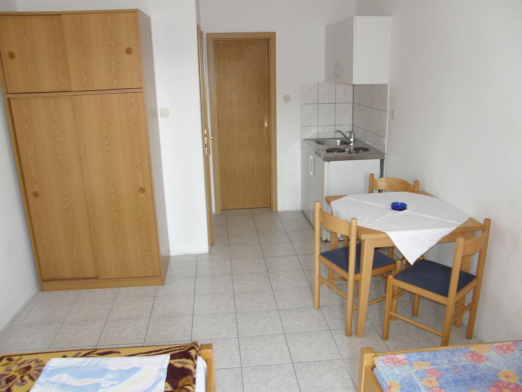 Guest House & Restaurant Adriatic Klek Buitenkant foto